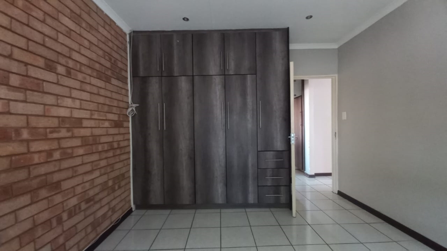 To Let 2 Bedroom Property for Rent in Willows Free State